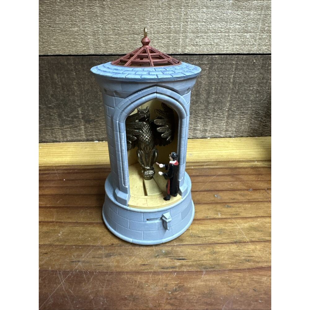 Harry Potter Hallmark Ornament The Gargoyle Guard Sound Motion